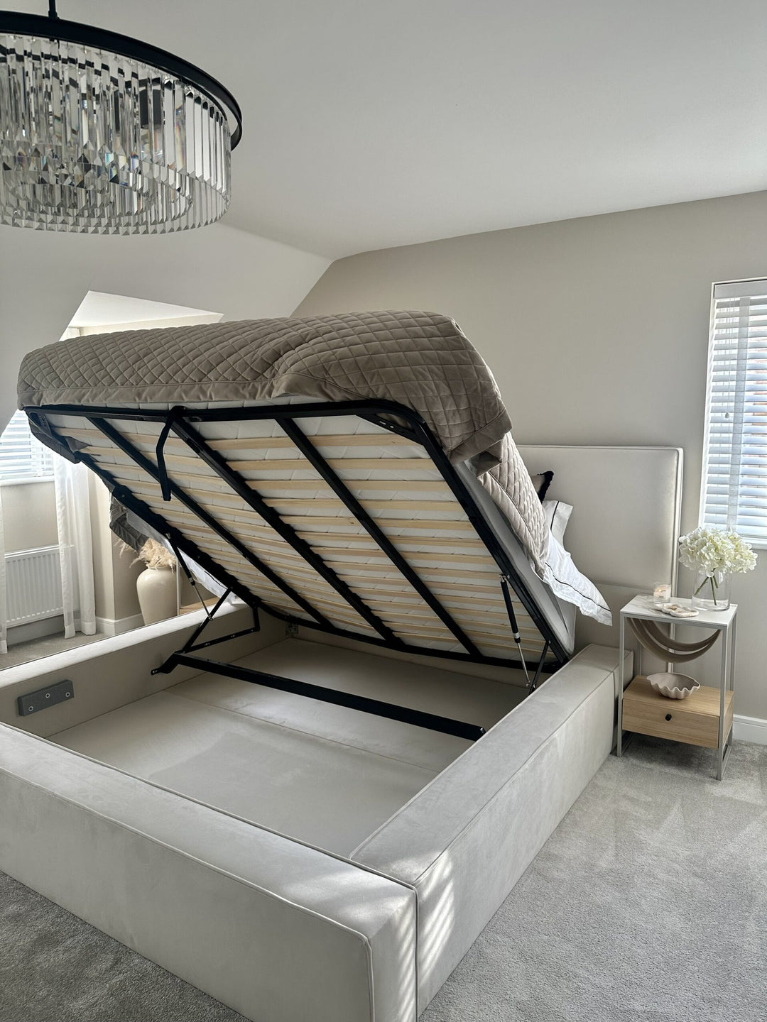 Mila Chunky Piped Bed